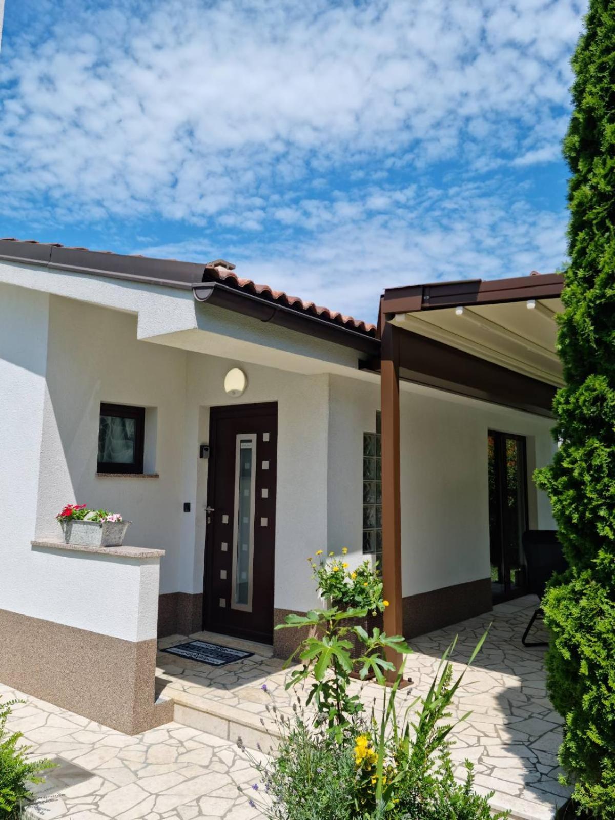 Apartmani Nika 1 Fiume Kültér fotó